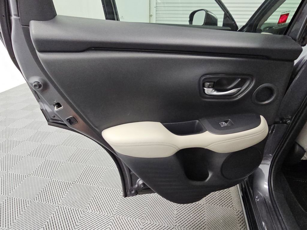 Used 2024 Honda HR-V EX-L image 30