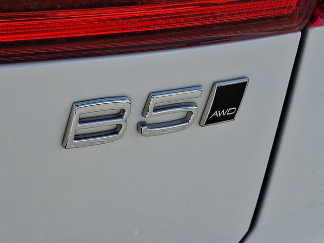 Certified 2024 Volvo XC60 B5 Core w/ Protection Package Premier AWD/4WD image 32