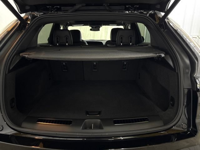 Used 2024 Cadillac XT4 Sport AWD/4WD image 13