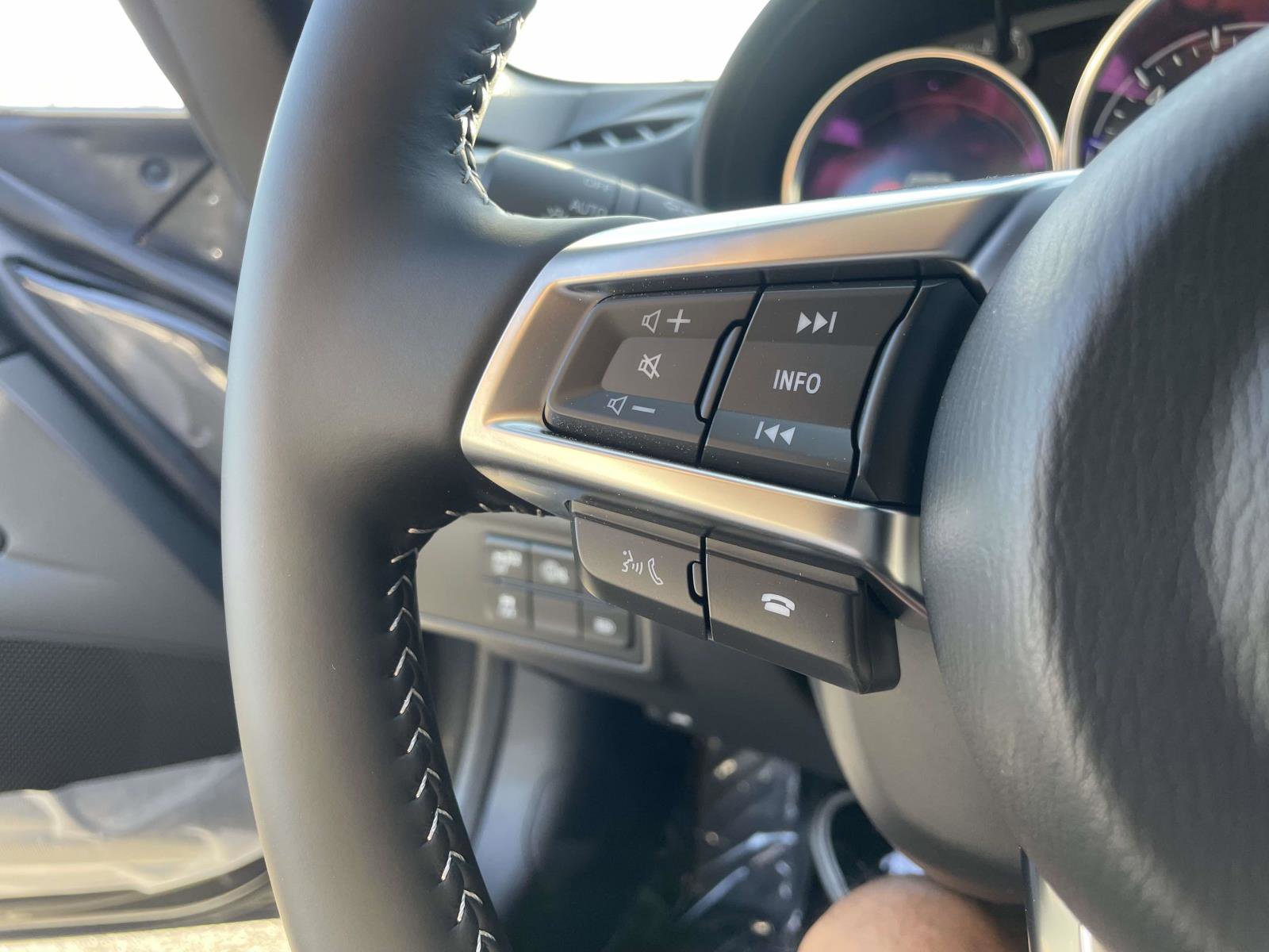 New 2025 MAZDA MX-5 Miata RF Grand Touring image 8