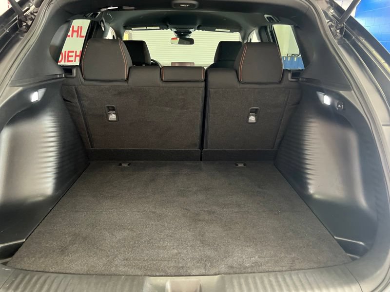 Used 2025 Honda HR-V Sport image 8