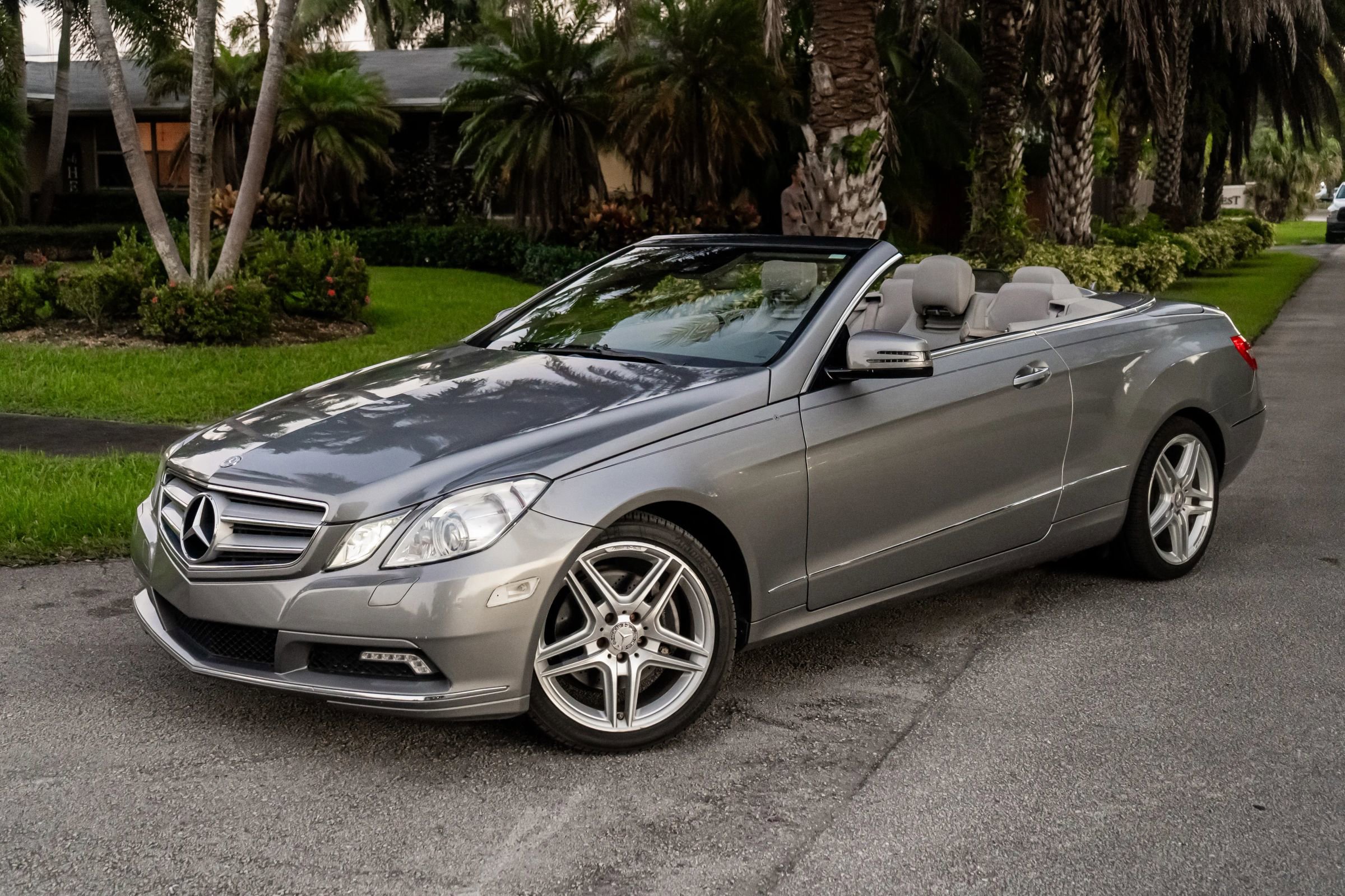 Used 2011 Mercedes-Benz E 350 Cabriolet w/ Premium 2 Pkg image 26