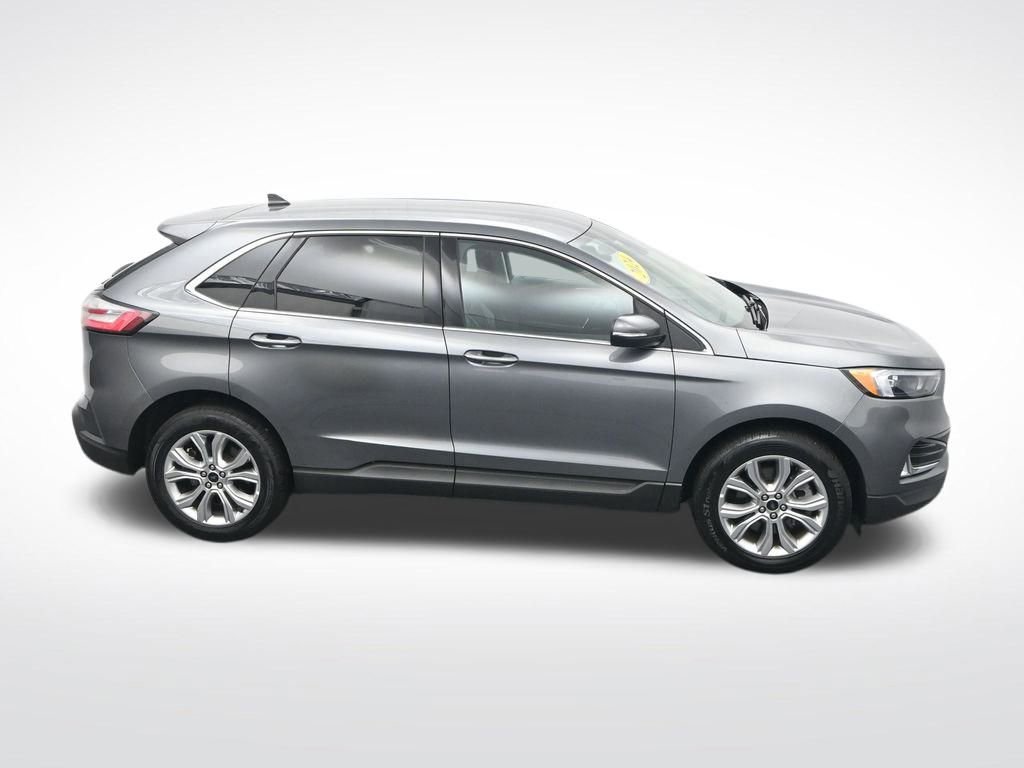 Used 2024 Ford Edge Titanium image 25