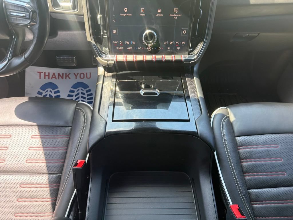 Certified 2025 GMC Yukon AT4 Ultimate w/ LPO, Floor Liner Package AWD/4WD image 20