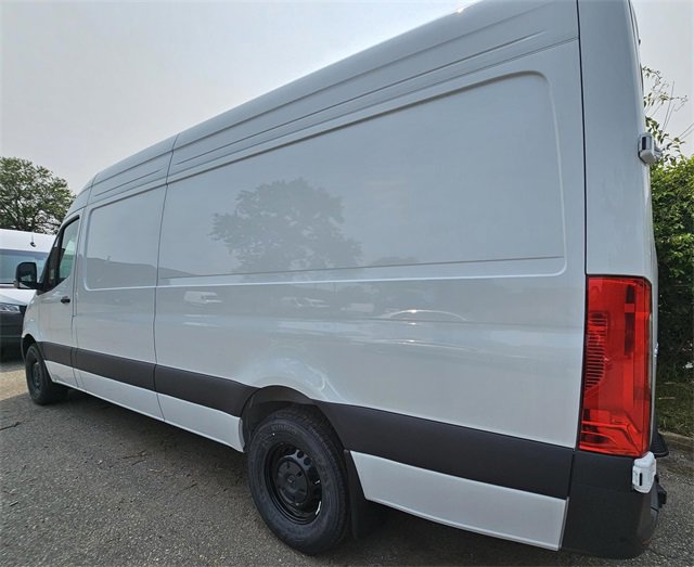New 2025 Mercedes-Benz Sprinter 2500 image 4