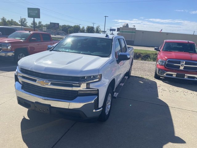 Used 2019 Chevrolet Silverado 1500 LT w/ All-Star Edition image 2