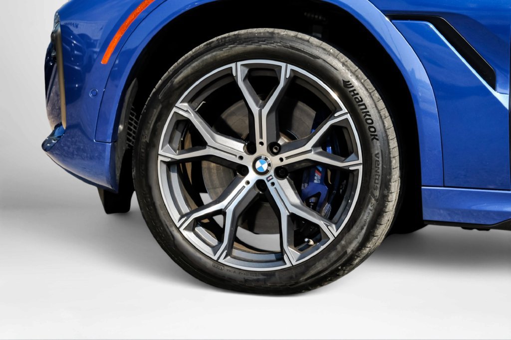 Used 2020 BMW X6 M50i w/ Premium Package AWD/4WD image 68