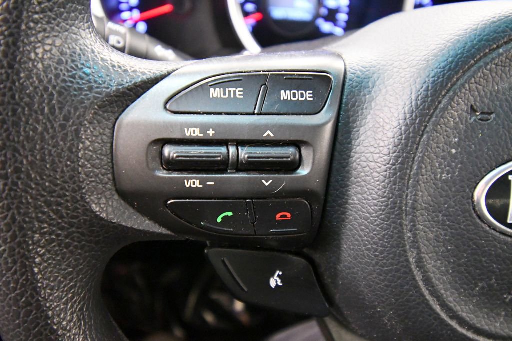 Used 2015 Kia Optima LX FWD image 16