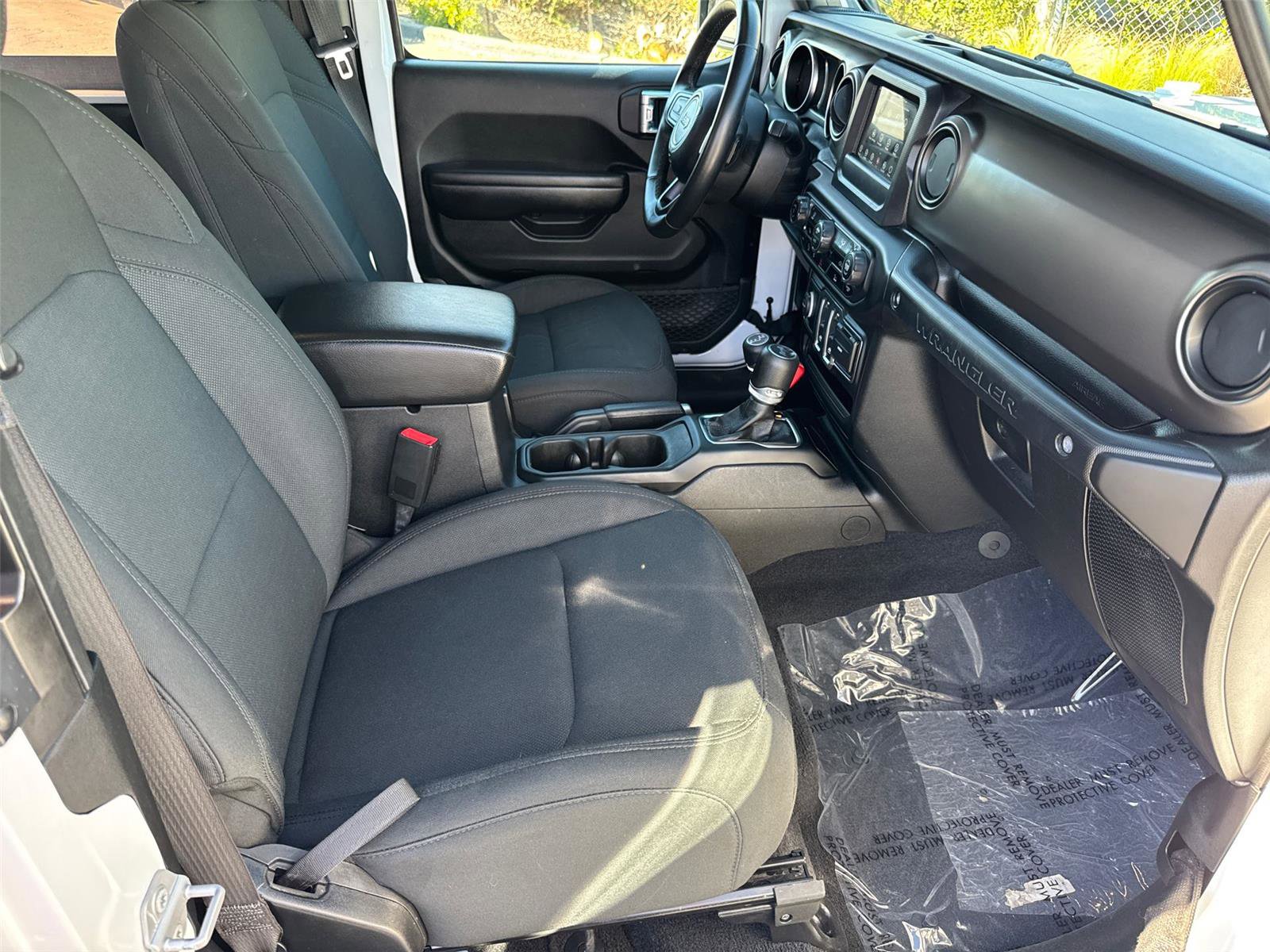 Used 2021 Jeep Wrangler Sport S image 17