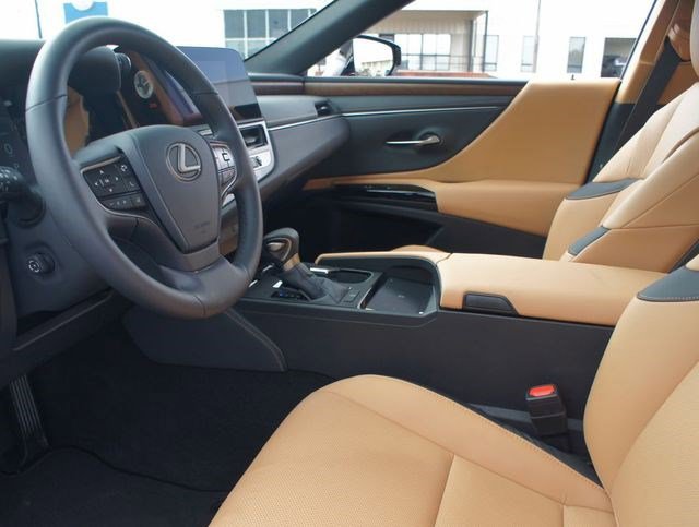 Used 2025 Lexus ES 350 w/ Premium Package FWD image 14