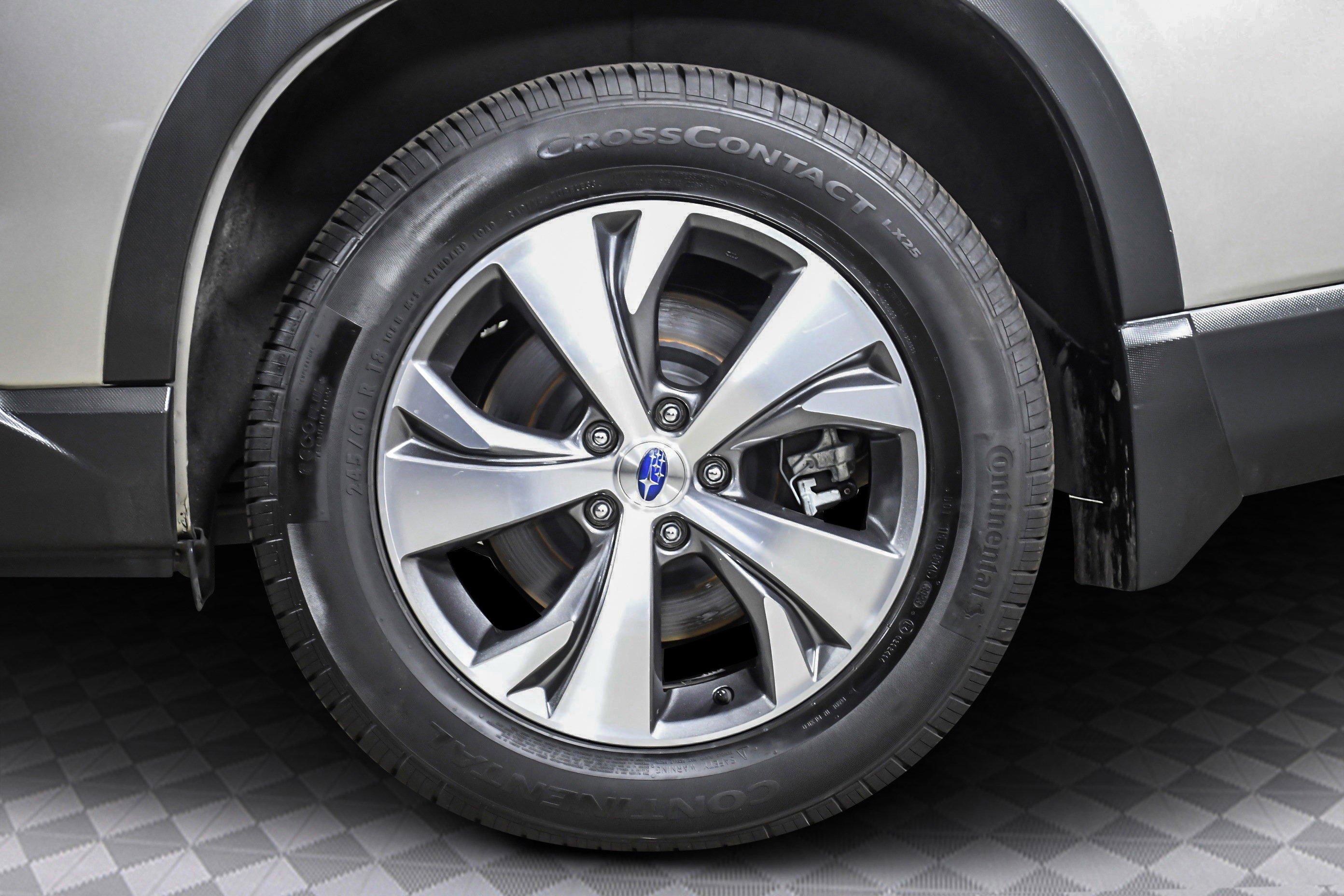 Used 2020 Subaru Ascent Premium w/ Convenience Package image 37