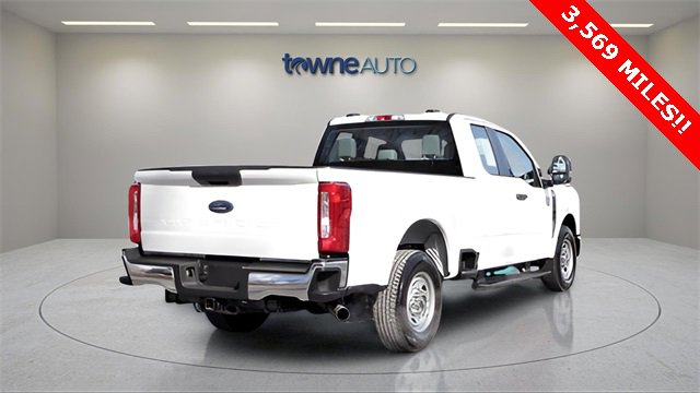 Used 2023 Ford F250 XL w/ XL Chrome Package image 12