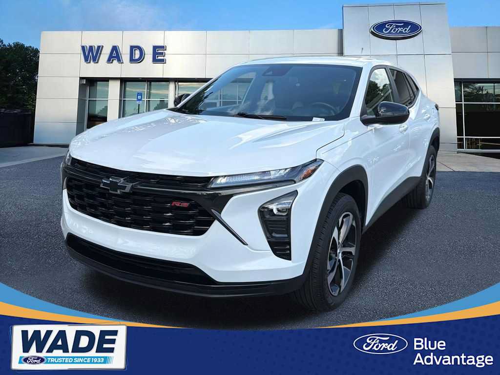 Used 2024 Chevrolet Trax RS w/ Driver Confidence Package