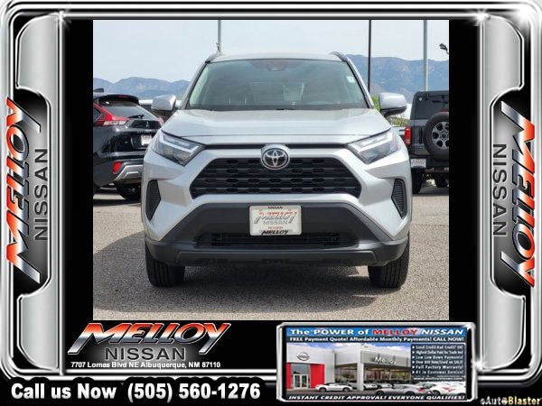 Used 2022 Toyota RAV4 XLE FWD image 2