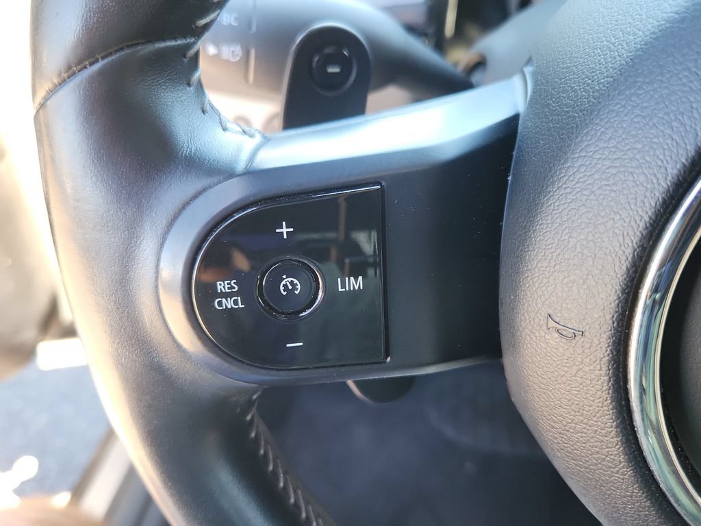 Used 2022 MINI Cooper Clubman S AWD/4WD image 21