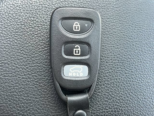Used 2013 Hyundai Elantra GT FWD image 27