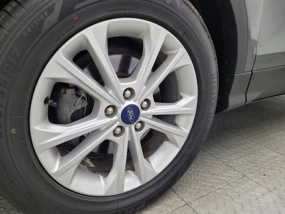 Used 2018 Ford Escape SEL image 31