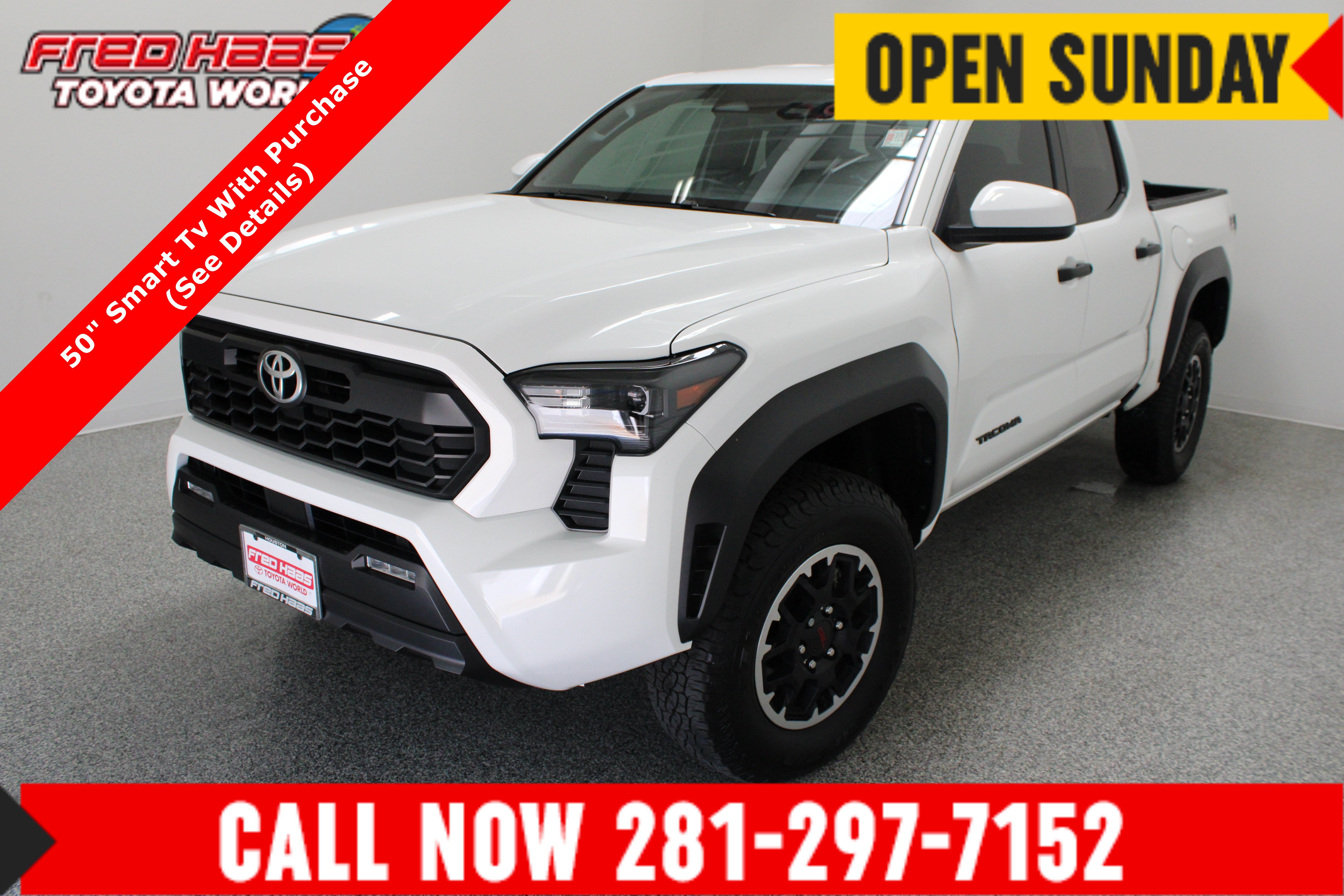 Used 2025 Toyota Tacoma TRD Off-Road AWD/4WD image 1