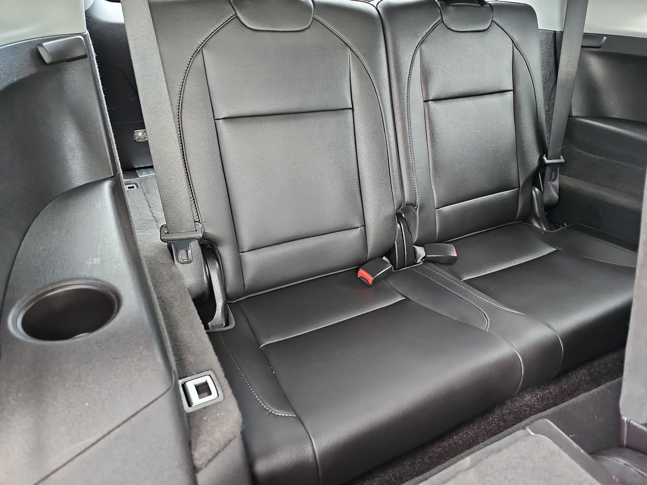 Used 2018 Acura MDX FWD image 19