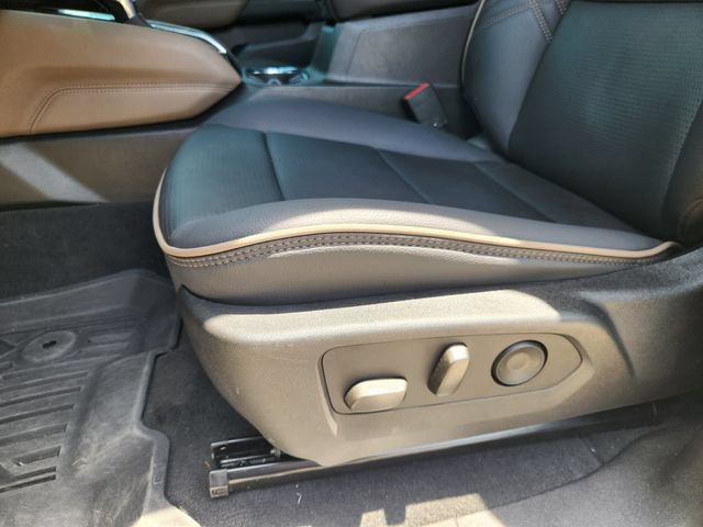 Used 2024 GMC Canyon Denali w/ LPO, Denali Black Edition AWD/4WD image 24