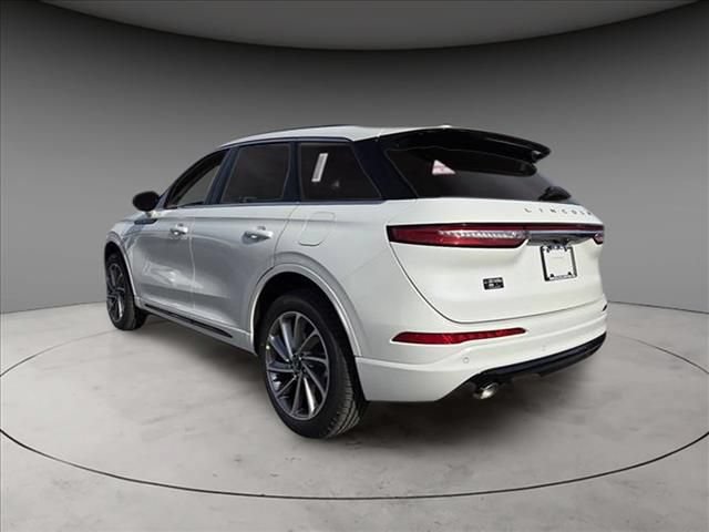 New 2026 Lincoln Corsair Grand Touring w/ Rear Removable Package Tray AWD/4WD image 18