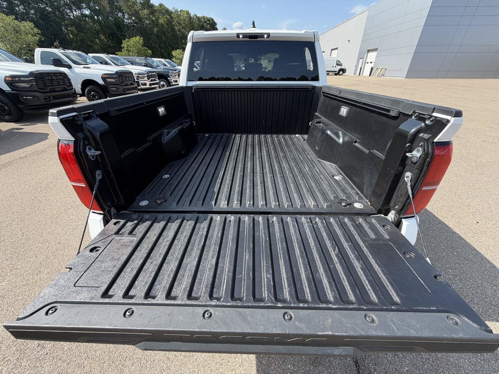 Used 2024 Toyota Tacoma TRD Off-Road AWD/4WD image 19