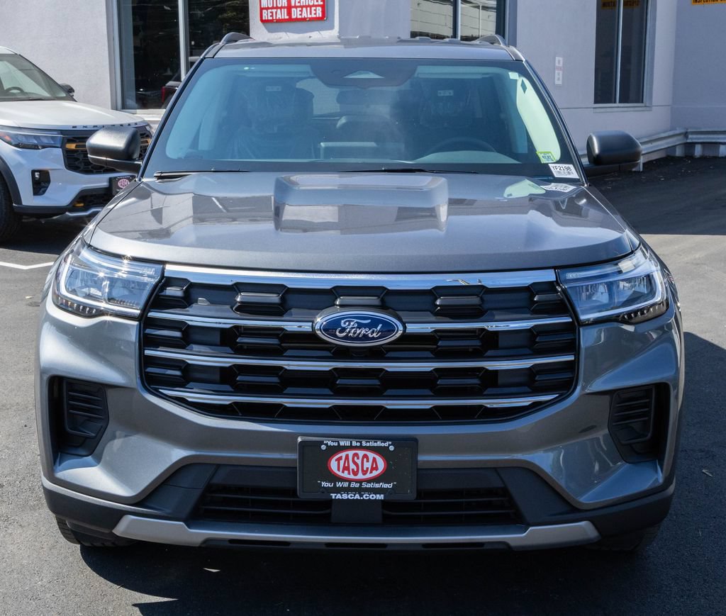 New 2026 Ford Explorer Active AWD/4WD image 9