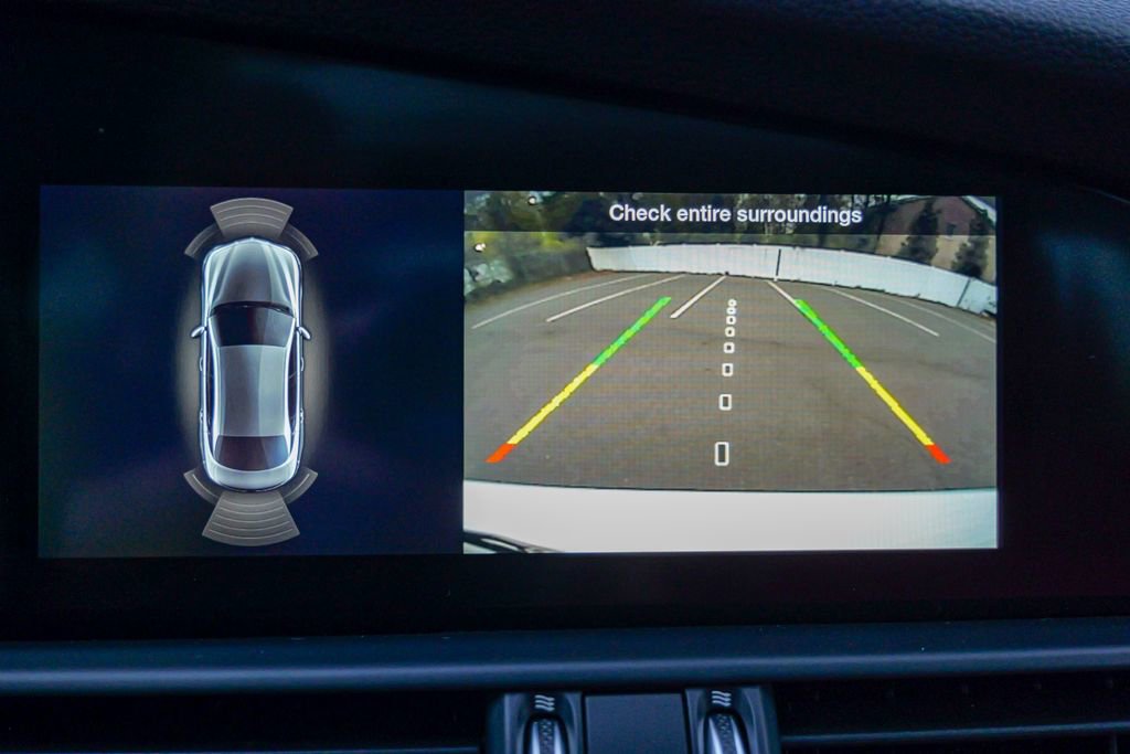 Used 2023 Alfa Romeo Giulia Veloce AWD/4WD image 56