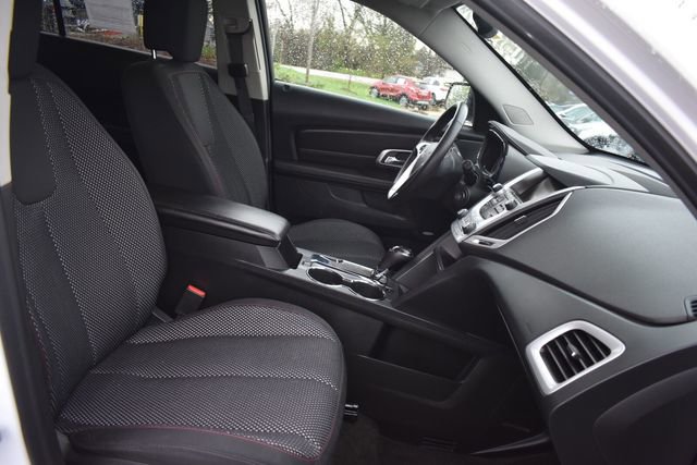 Used 2017 GMC Terrain SLE w/ Nightfall Package AWD/4WD image 13