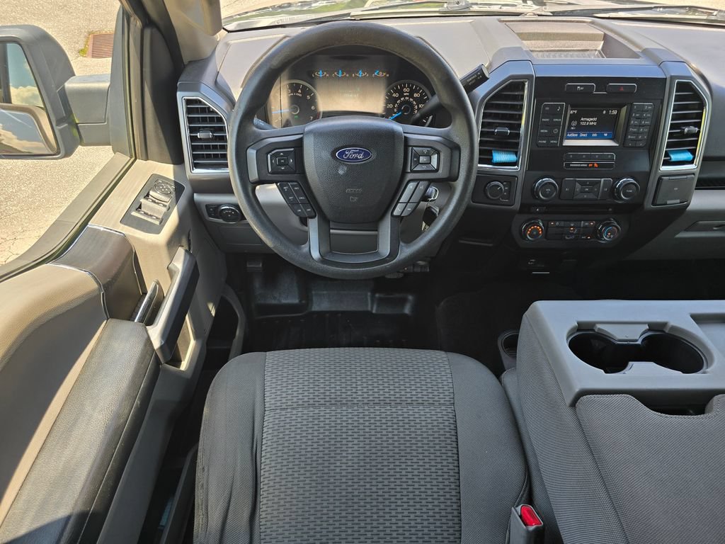 Used 2016 Ford F150 XLT AWD/4WD image 32