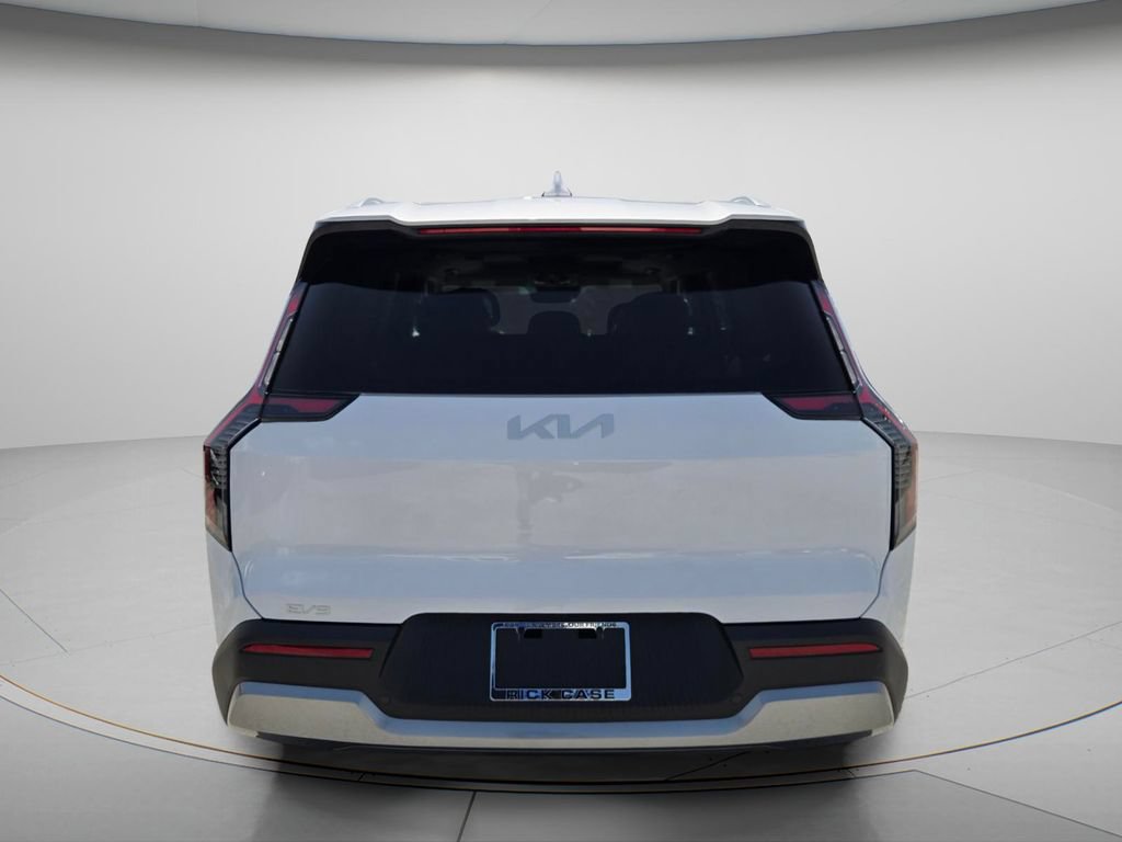 New 2026 Kia EV9 Wind AWD/4WD image 4
