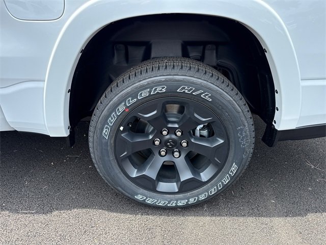 New 2026 RAM 1500 4x4 Crew Cab image 5