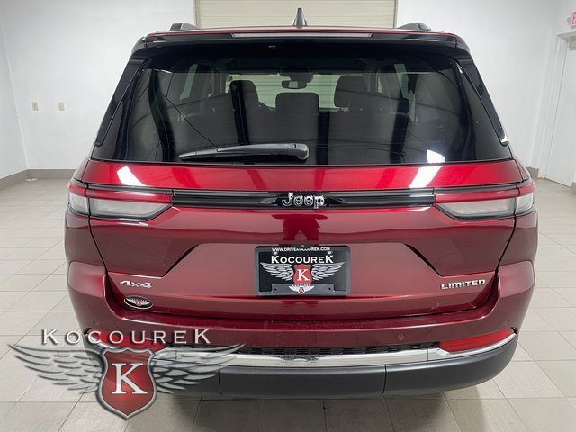 Used 2023 Jeep Grand Cherokee Limited image 5
