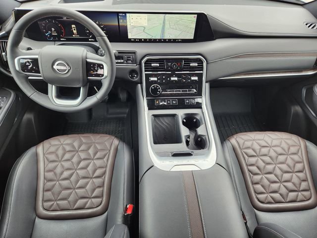 Used 2025 Nissan Armada Platinum Reserve RWD image 28