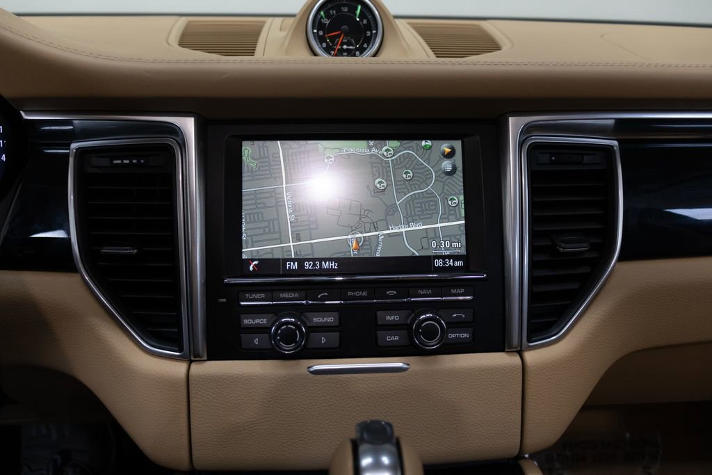 Used 2015 Porsche Macan S AWD/4WD image 29