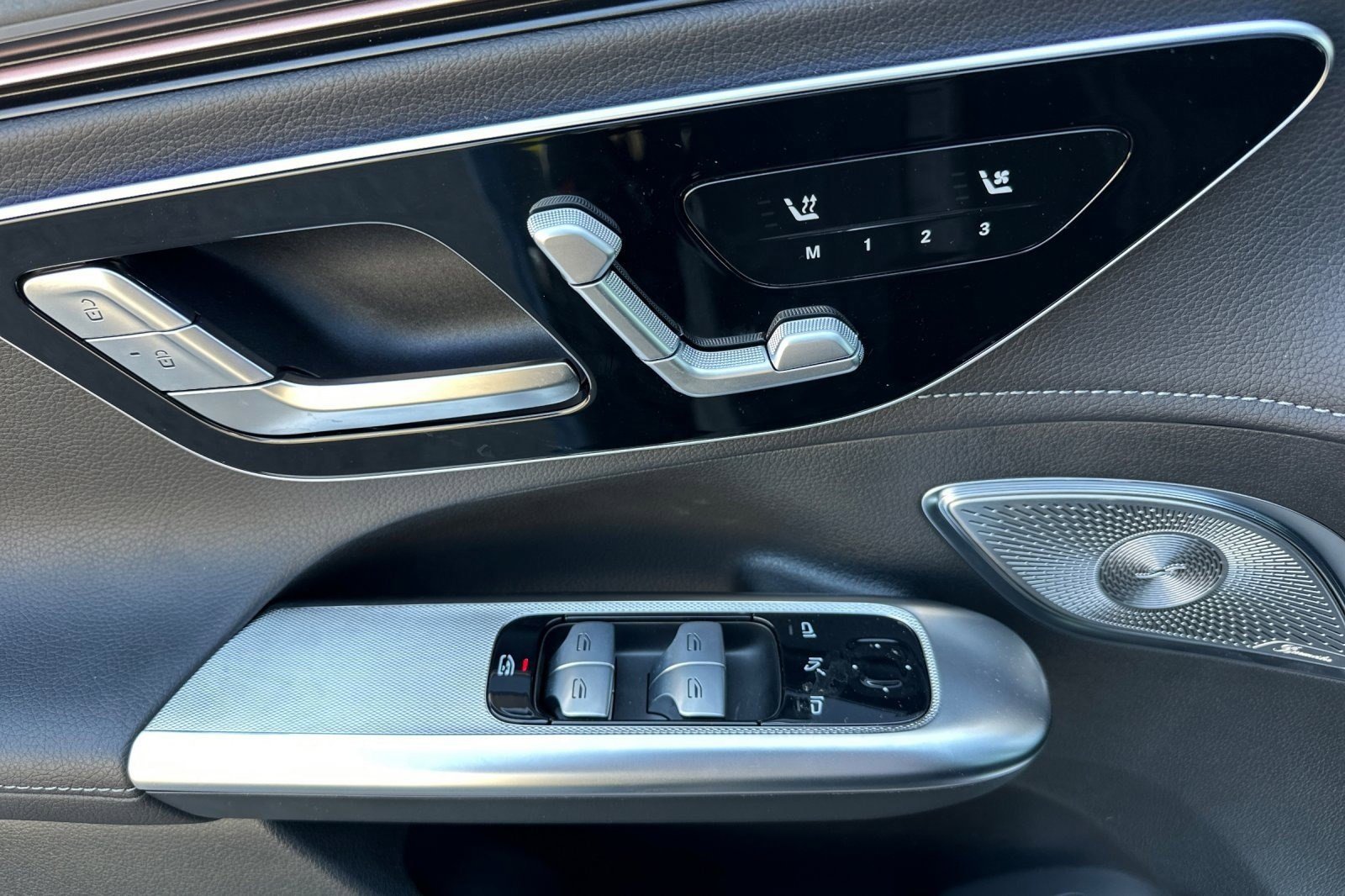 New 2024 Mercedes-Benz EQE 350+ 4MATIC SUV image 14