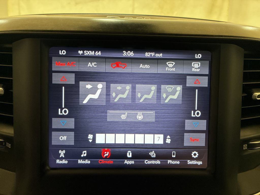 Used 2020 RAM 1500 Big Horn AWD/4WD image 14