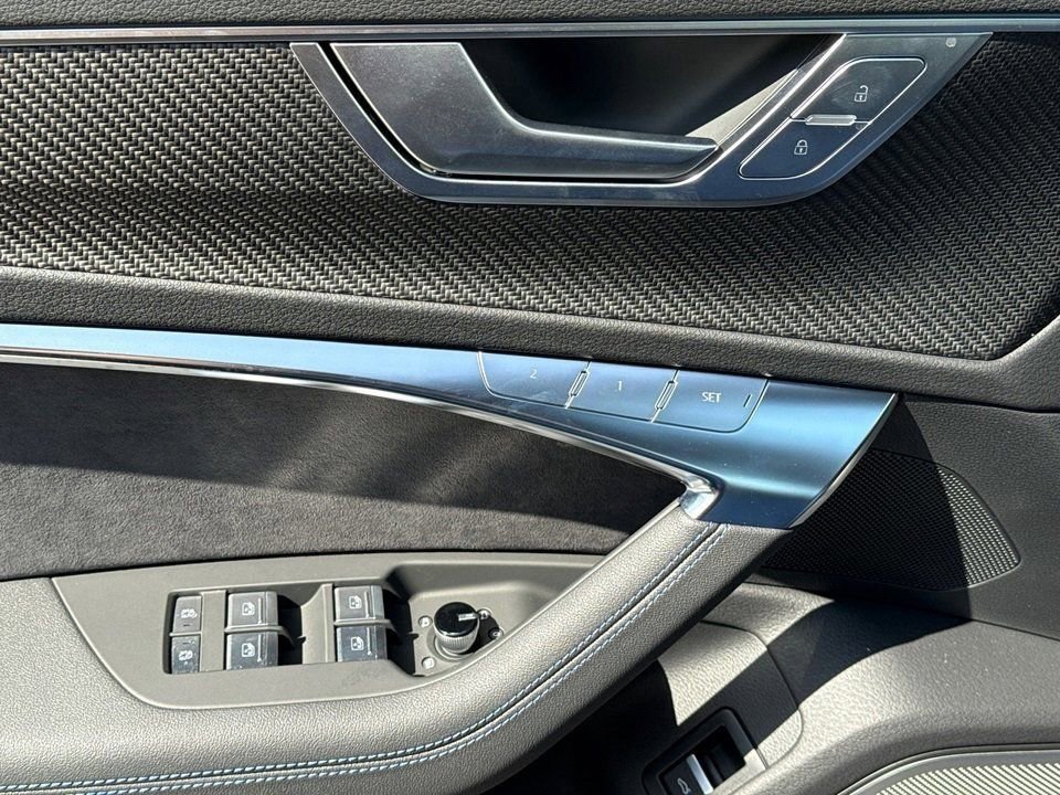 New 2025 Audi RS 6 performance image 17