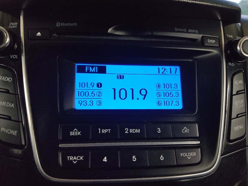 Used 2016 Hyundai Elantra GT FWD image 25