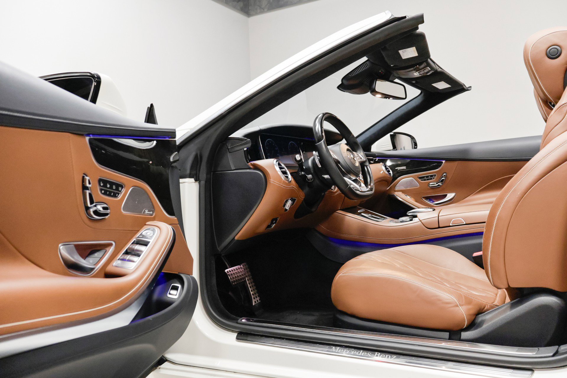 Used 2017 Mercedes-Benz S 550 Cabriolet w/ Sport Package image 26