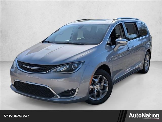 Used 2019 Chrysler Pacifica Limited image 1