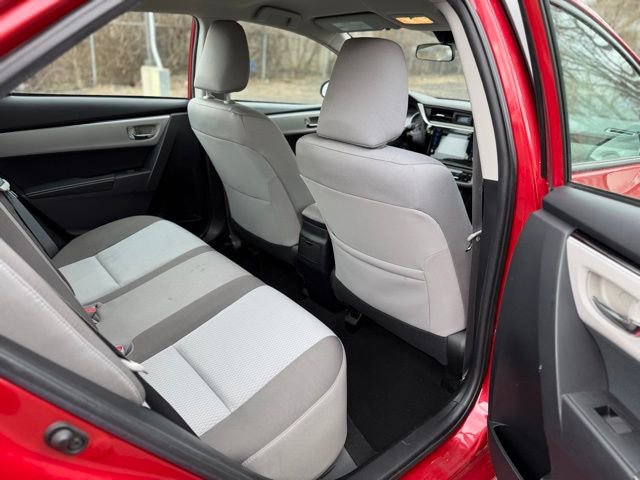 Used 2017 Toyota Corolla LE w/ Carpet Mat Package (TMS) image 10