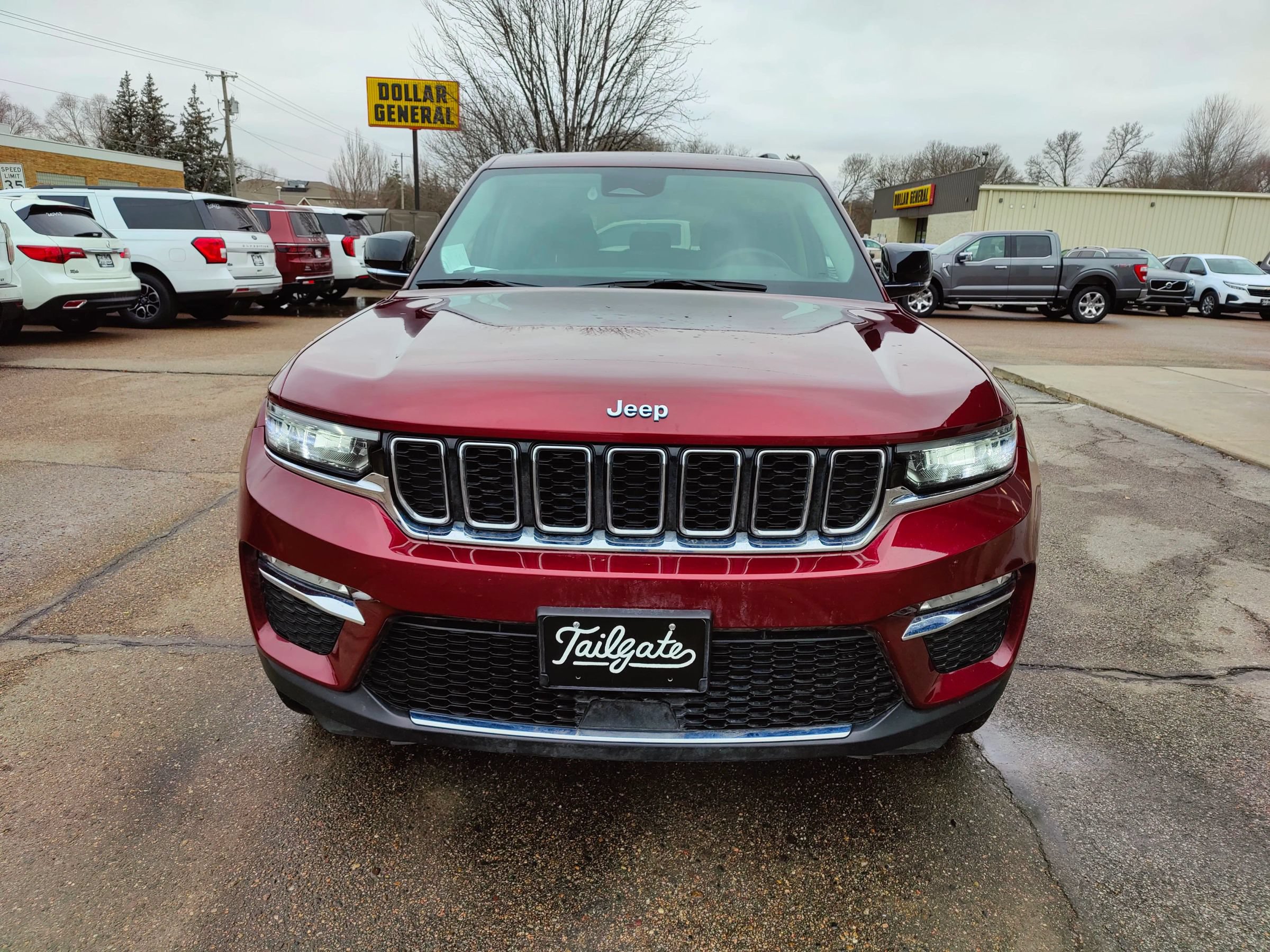 Used 2024 Jeep Grand Cherokee Limited 4xe AWD/4WD image 3