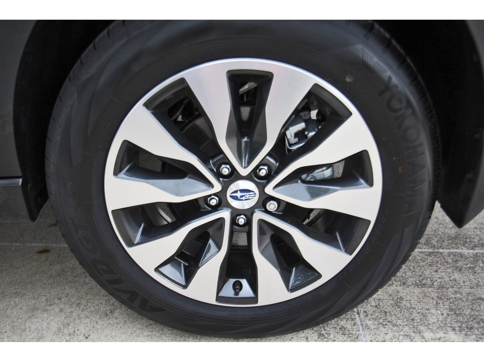 Certified 2025 Subaru Outback Limited AWD/4WD image 30