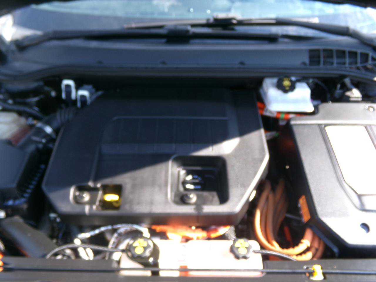 Used 2014 Chevrolet Volt Premium w/ Premium Trim Package FWD image 29