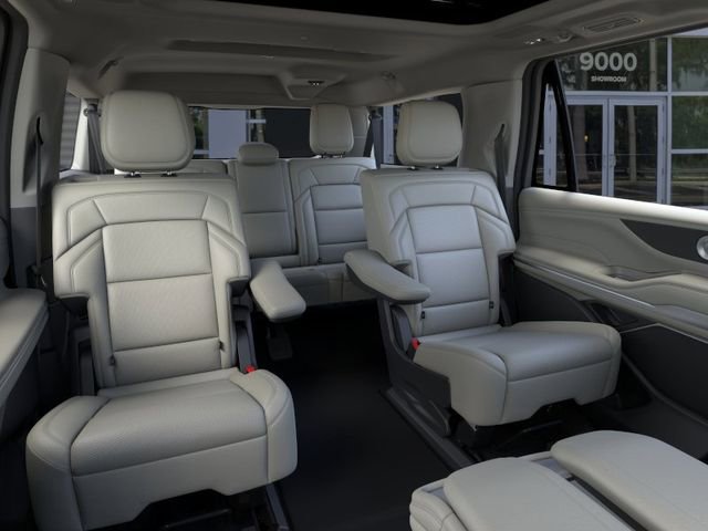 New 2026 Lincoln Navigator L Reserve w/ Jet Appearance Package image 11