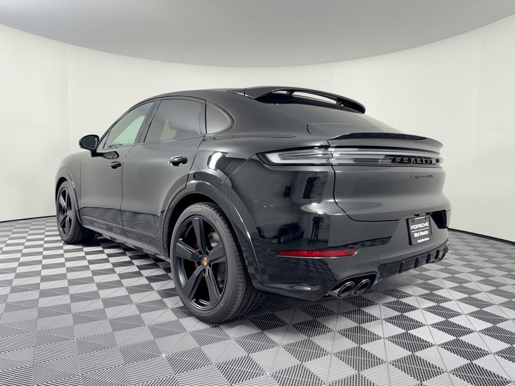 New 2026 Porsche Cayenne GTS AWD/4WD image 3