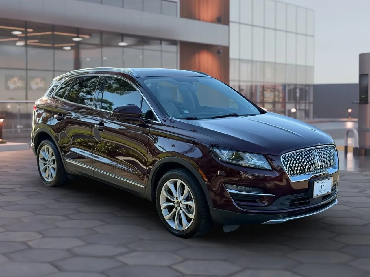 Used 2019 Lincoln MKC Select w/ Select Plus Package image 8