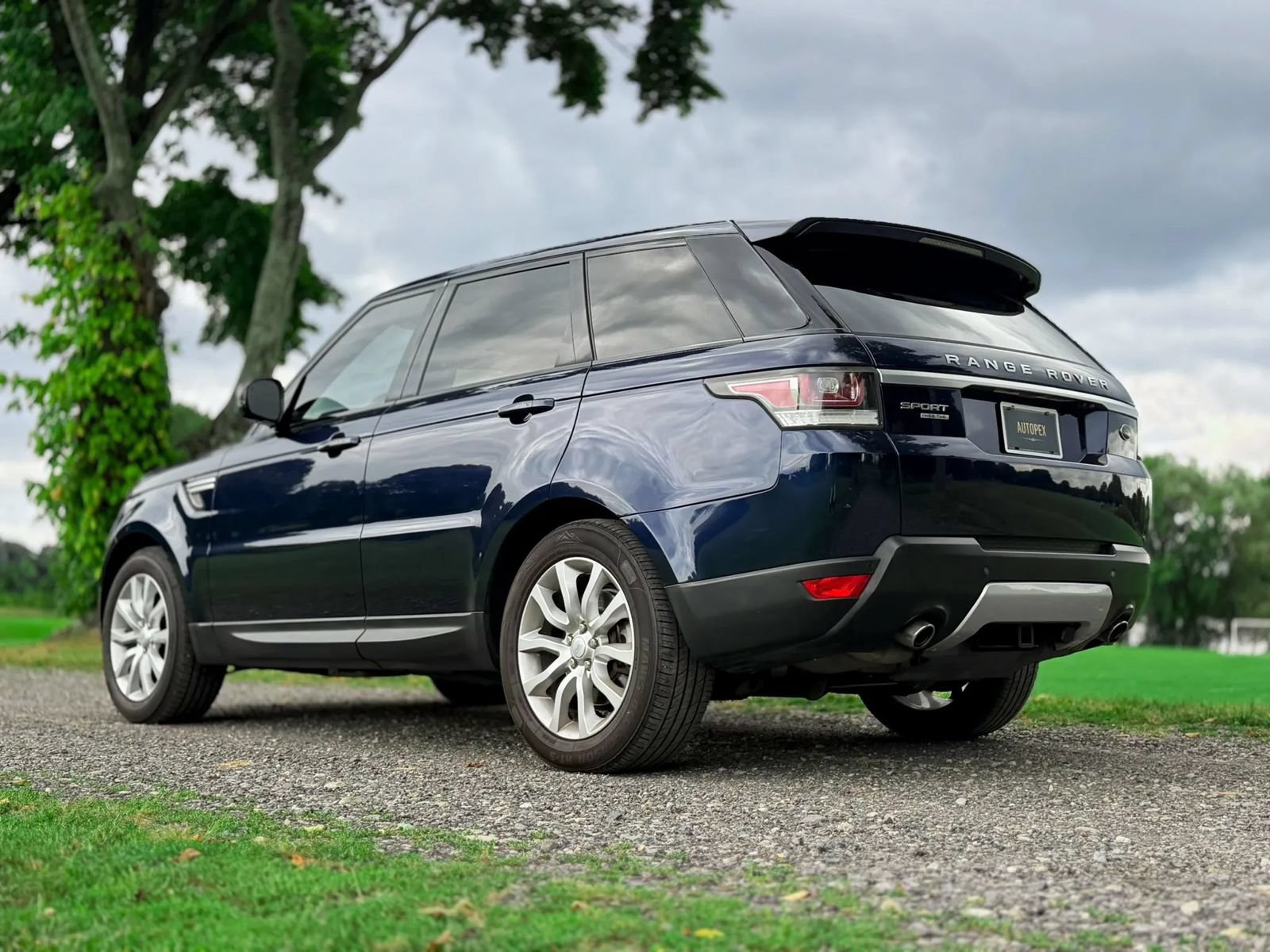 Used 2016 Land Rover Range Rover Sport HSE AWD/4WD image 26