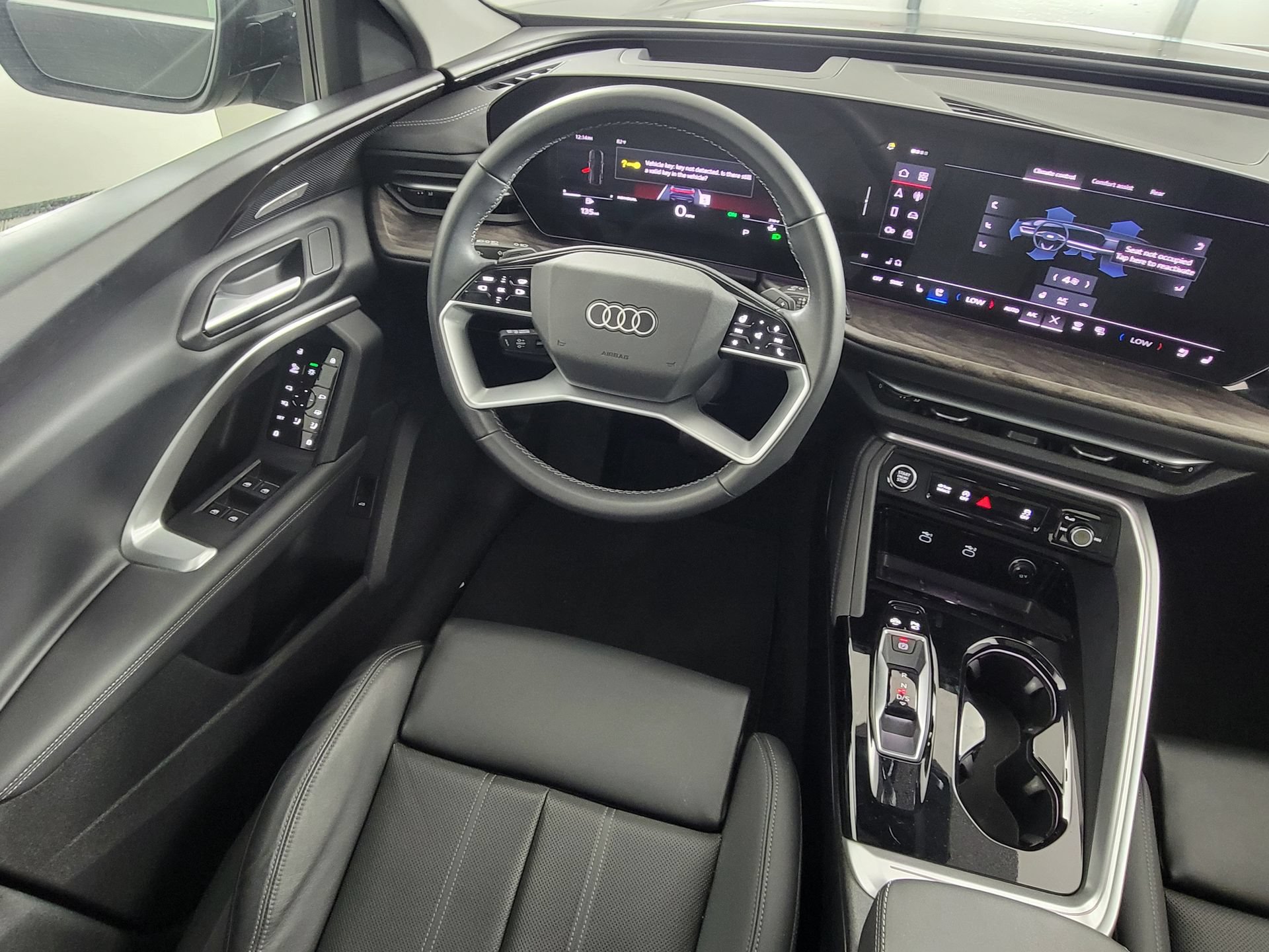 Used 2025 Audi Q5 Premium Plus AWD/4WD image 33